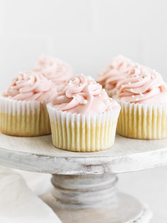 Rhubarb Cupcakes Story