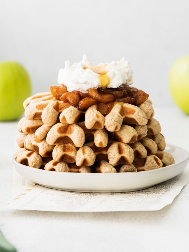 Apple Cinnamon Waffles Story