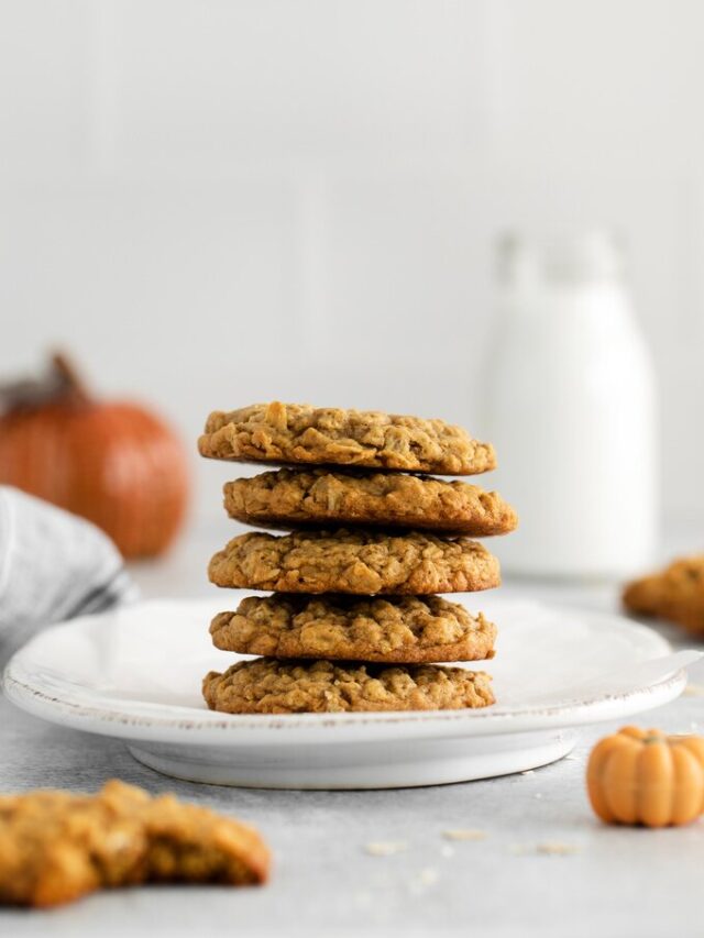 cropped-08-Pumpkin-Spice-Oatmeal-Cookies.jpg
